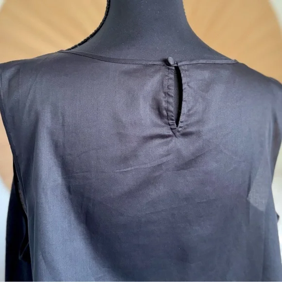 NWOT Talbot’s 100% Cotton Ruffle Blouse 🖤 - Picture 4 of 7